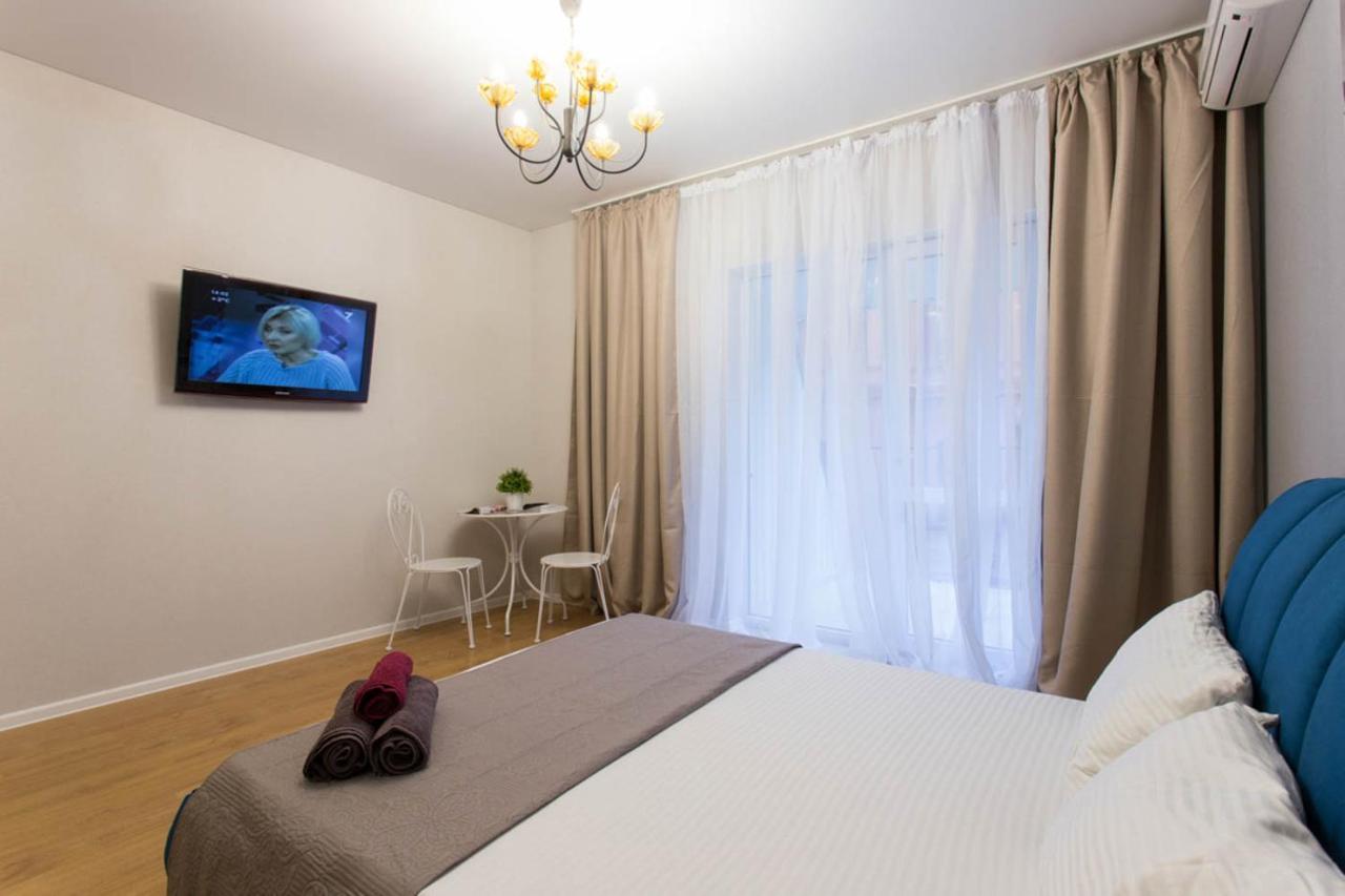 Studio Near Metro Yaroslava Mudroho, Universytet - Mykoly Khvylovoho Str 5-3 Kharkiv Eksteriør billede