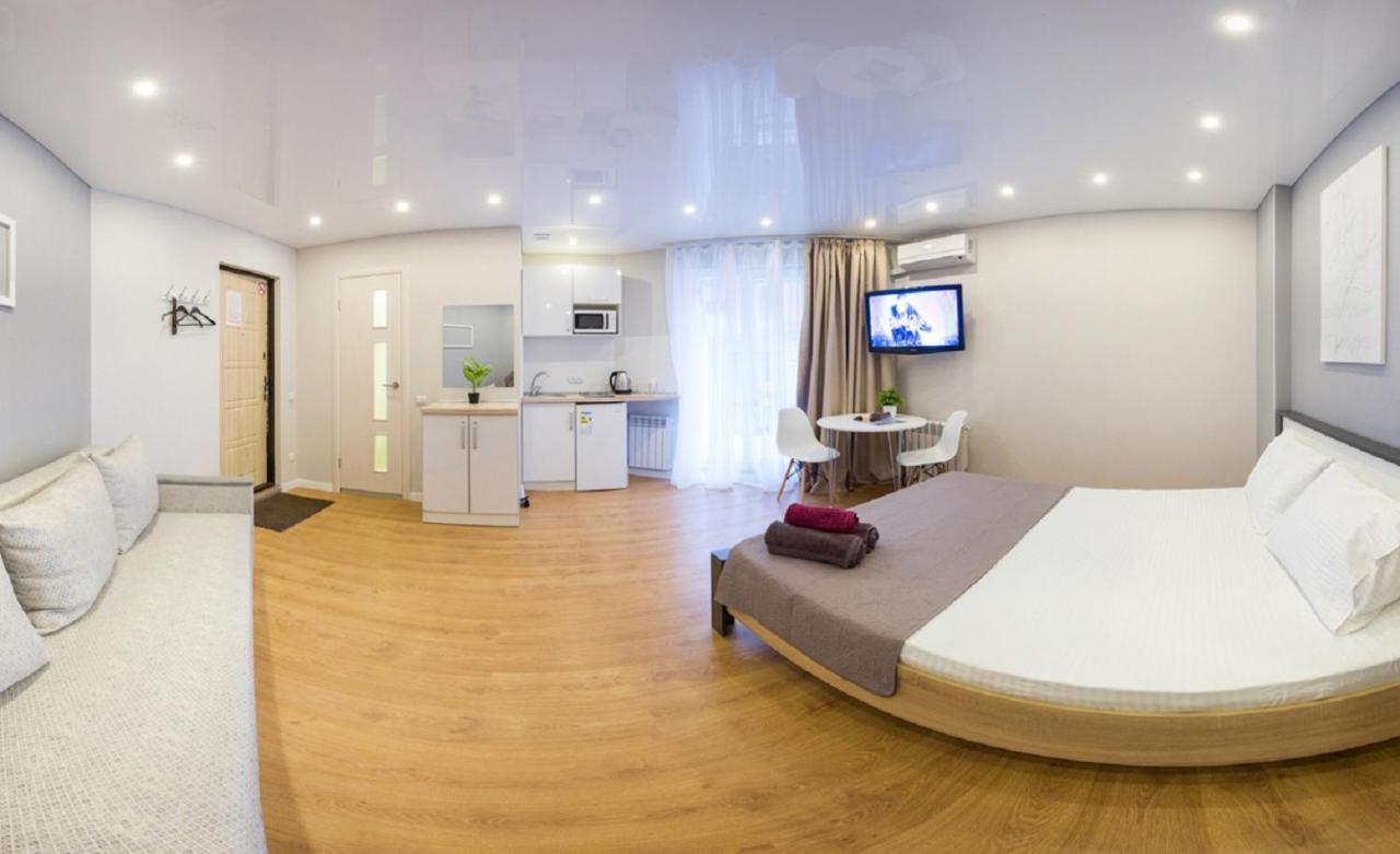Studio Near Metro Yaroslava Mudroho, Universytet - Mykoly Khvylovoho Str 5-3 Kharkiv Eksteriør billede